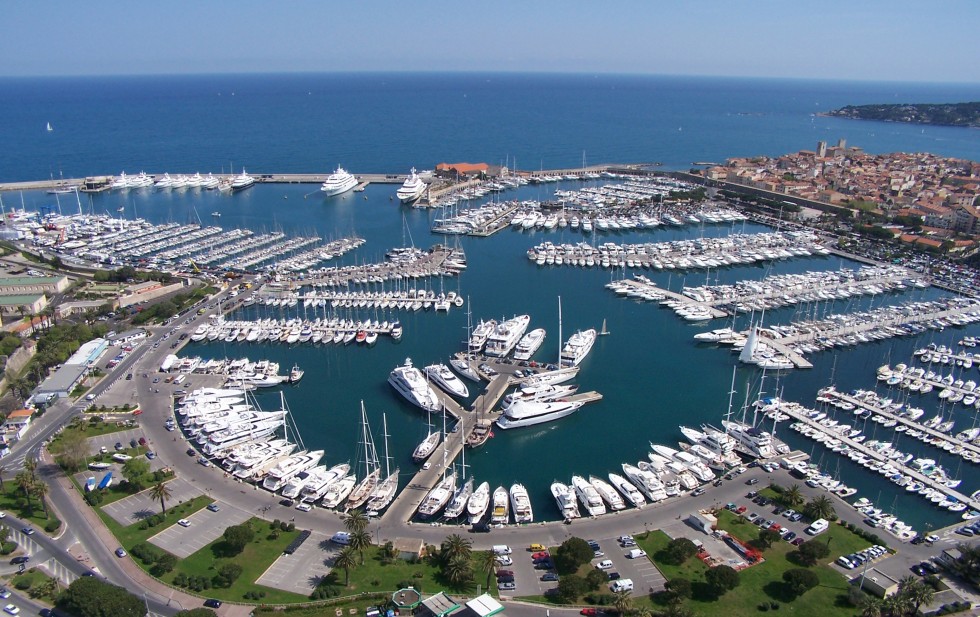 PLACE-DE-PORT-VAUBAN-ANTIBES-BERTH