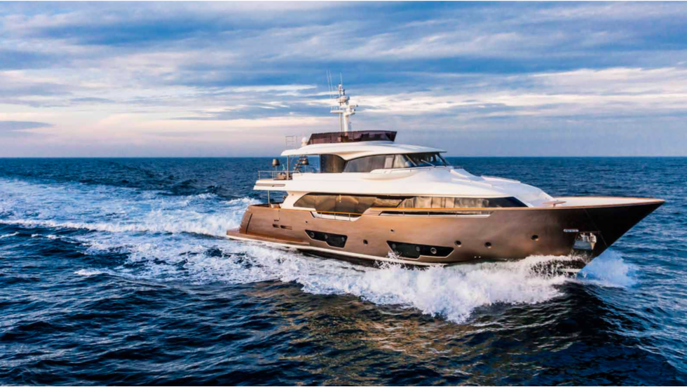 Ferretti YVONE _2